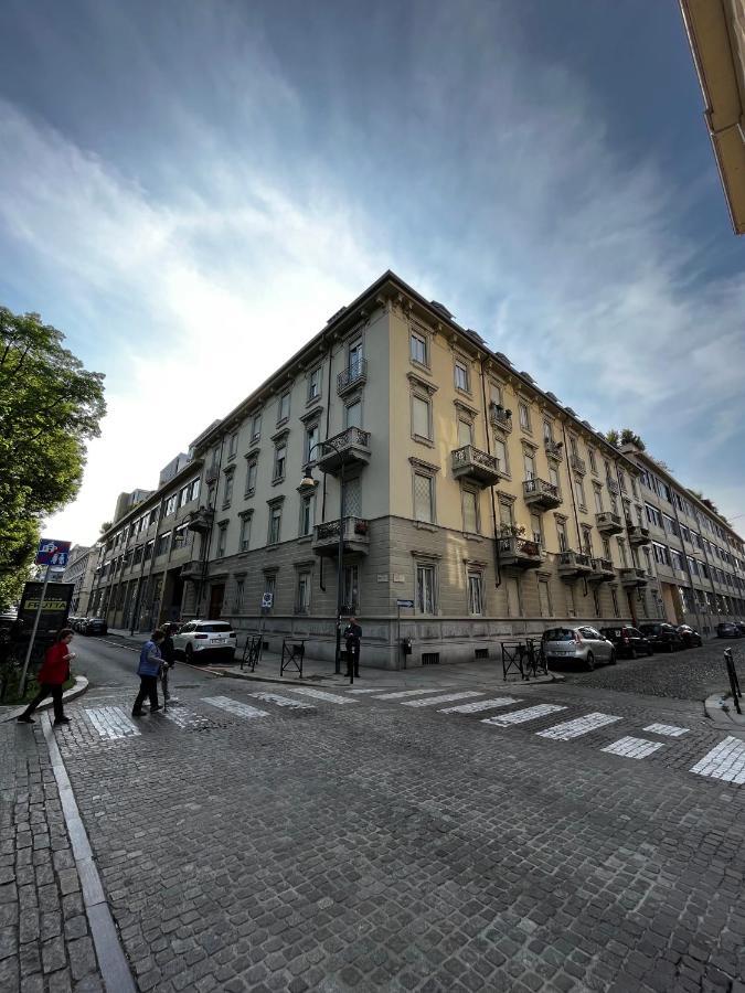 Elegante E Accogliente Appartamento A Torino Exterior foto